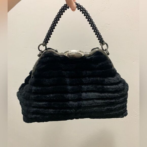 Handmade Real Rex Rabbit Fur Embossed Push Lock Handbag With 3 Strap Styles - Picture 4 of 17